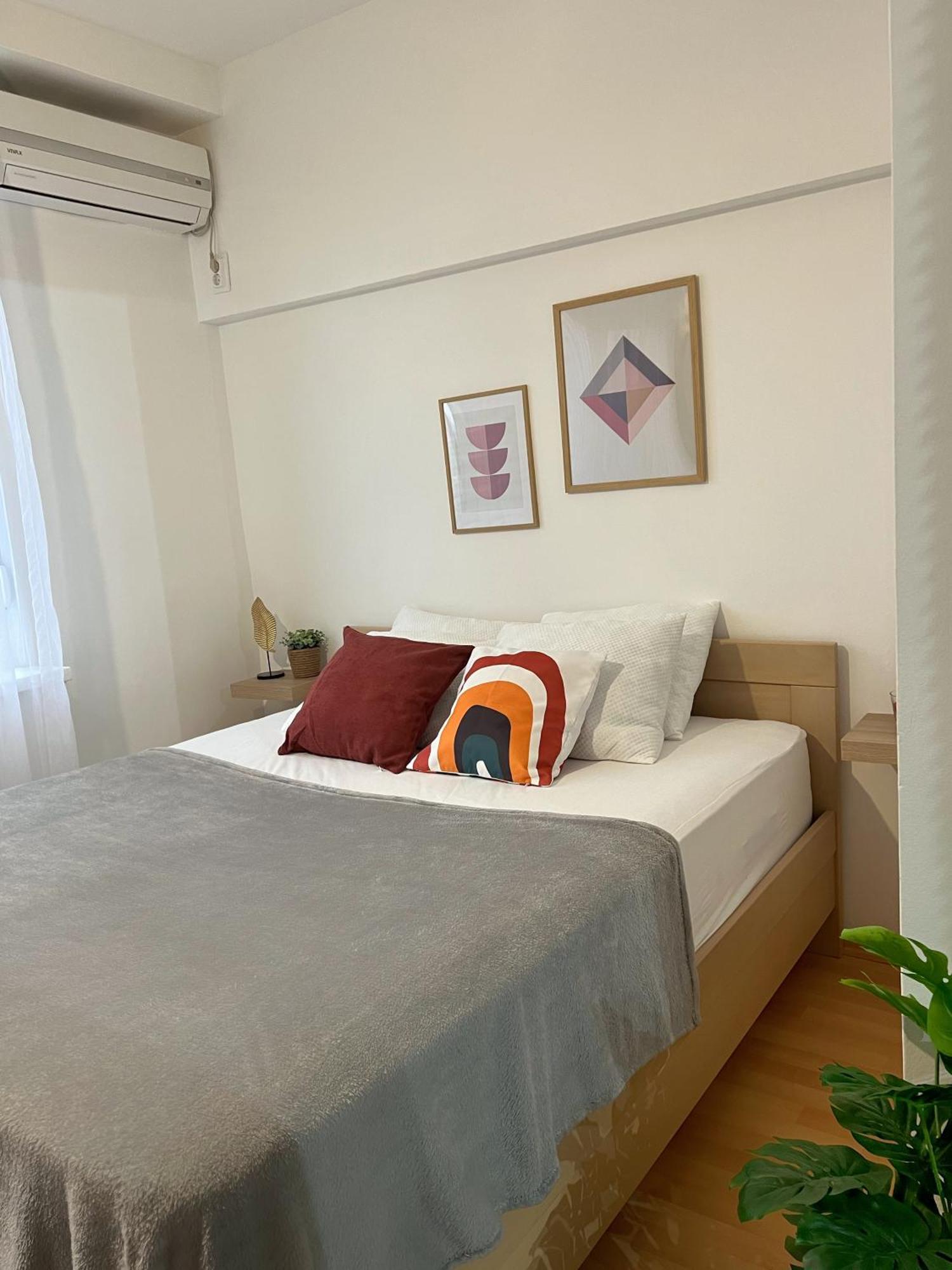 Charming 2 Bedroom Apartment スコピエ エクステリア 写真